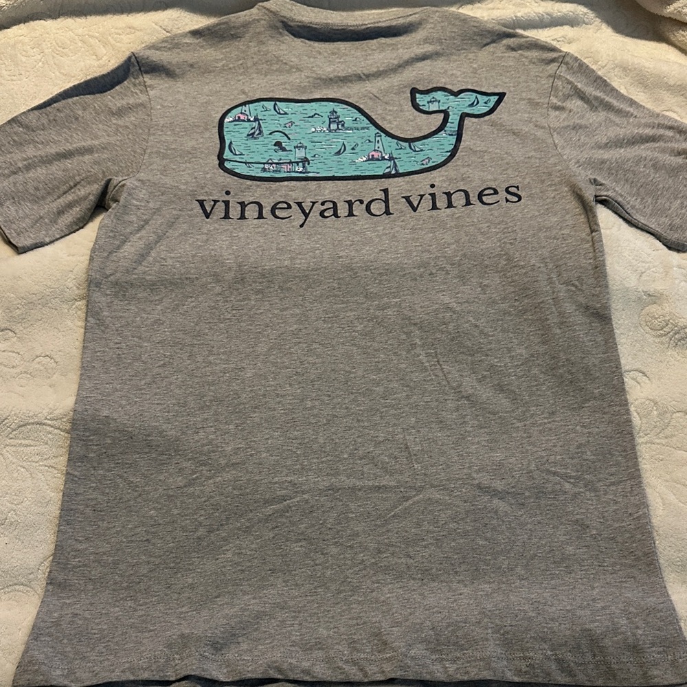 Vineyard Vines Short Sleeve Coastal Scenic Whale Pocket Tee Sz XS NWT